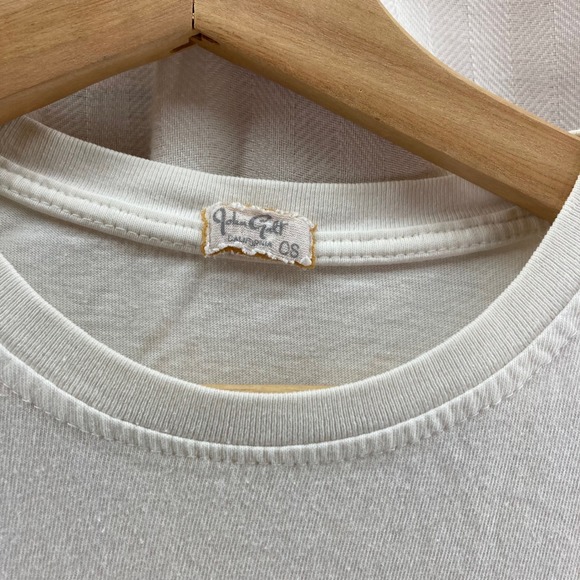 Brandy Melville White Graphic T Shirt Red Blue Stripe Graphic Tee - Picture 3 of 5